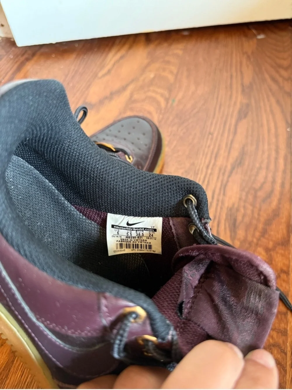Nike Air Force 1 Low Deep Burgundy Gum men’s size 6 women’s size 7.5